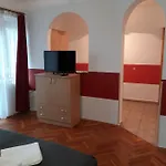 Διαμέρισμα Attila Vendeghaz *