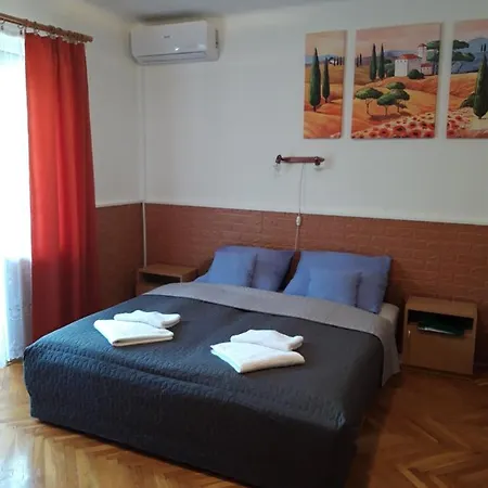Attila Vendeghaz Apartment
