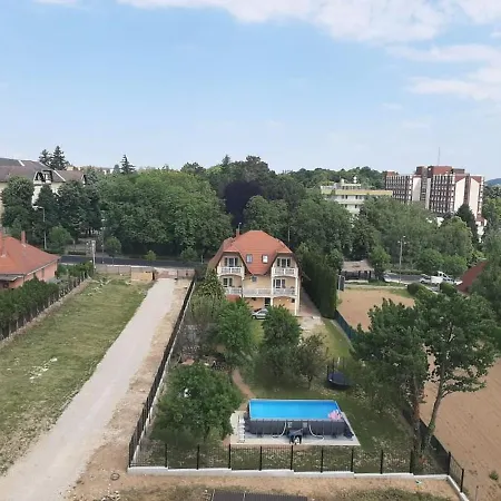 Attila Vendeghaz Apartment