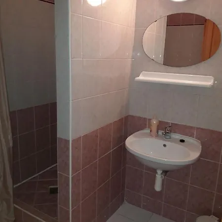 Apartment Attila Vendeghaz *