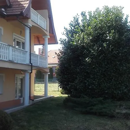 Apartment Attila Vendeghaz